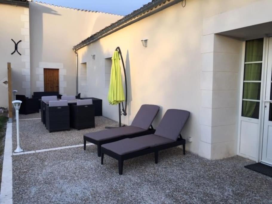 Gite Dans La Campagne Royannaise. Epargnes Exterior photo